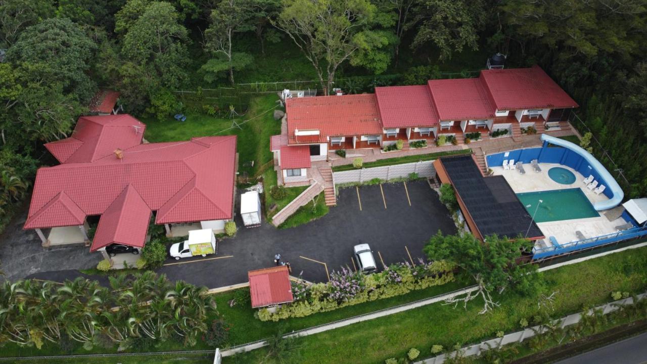 Hotel Cielo Azul Resort Tilaran Exterior photo