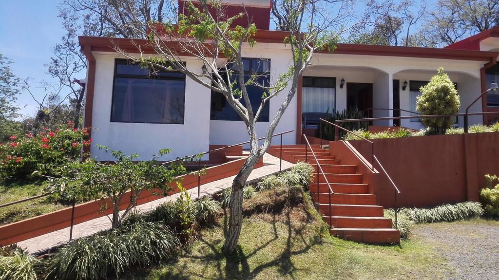 Hotel Cielo Azul Resort Tilaran Exterior photo
